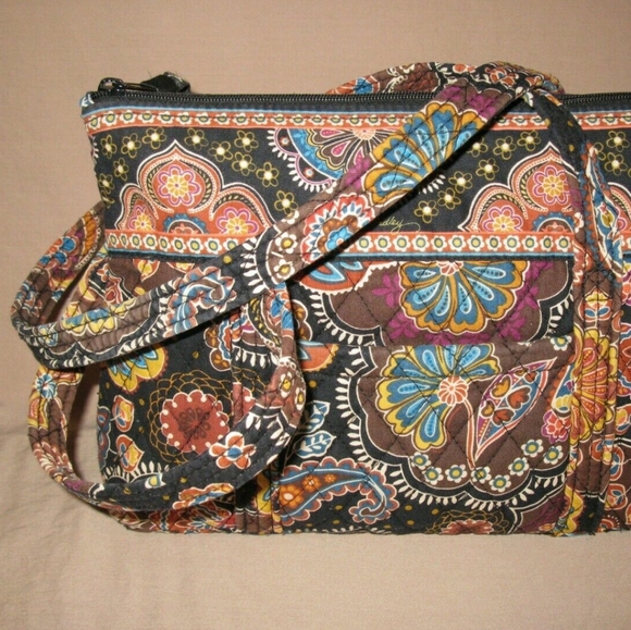 Vera Bradley Handbags - Vera Bradley kensington pattern bag